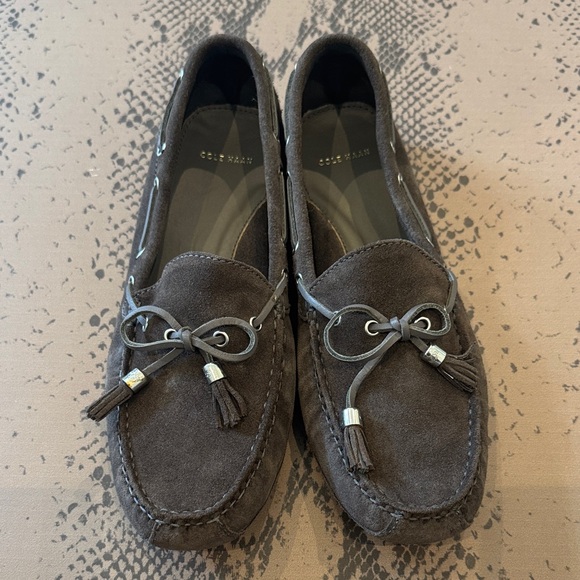 Cole Haan Women's Brown Suede Driving Loafers with Tassels - Picture 1 of 7